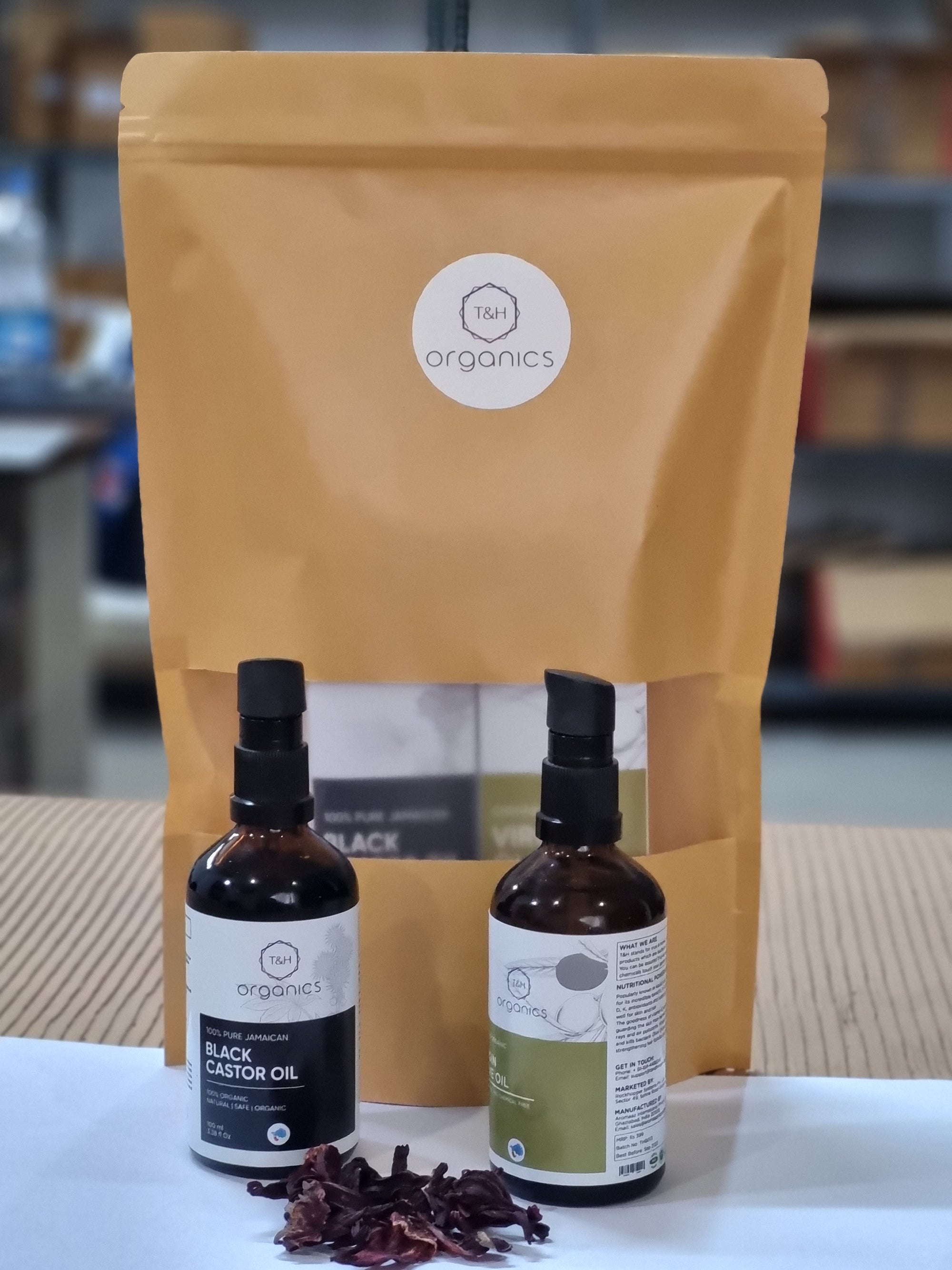 T&H Organics DIY Hair Oil Blend for Hair Growth – 100% Pure Jamaican Black Castor Oil and Certified Organic Virgin Olive Oil | With Hibiscus Petals